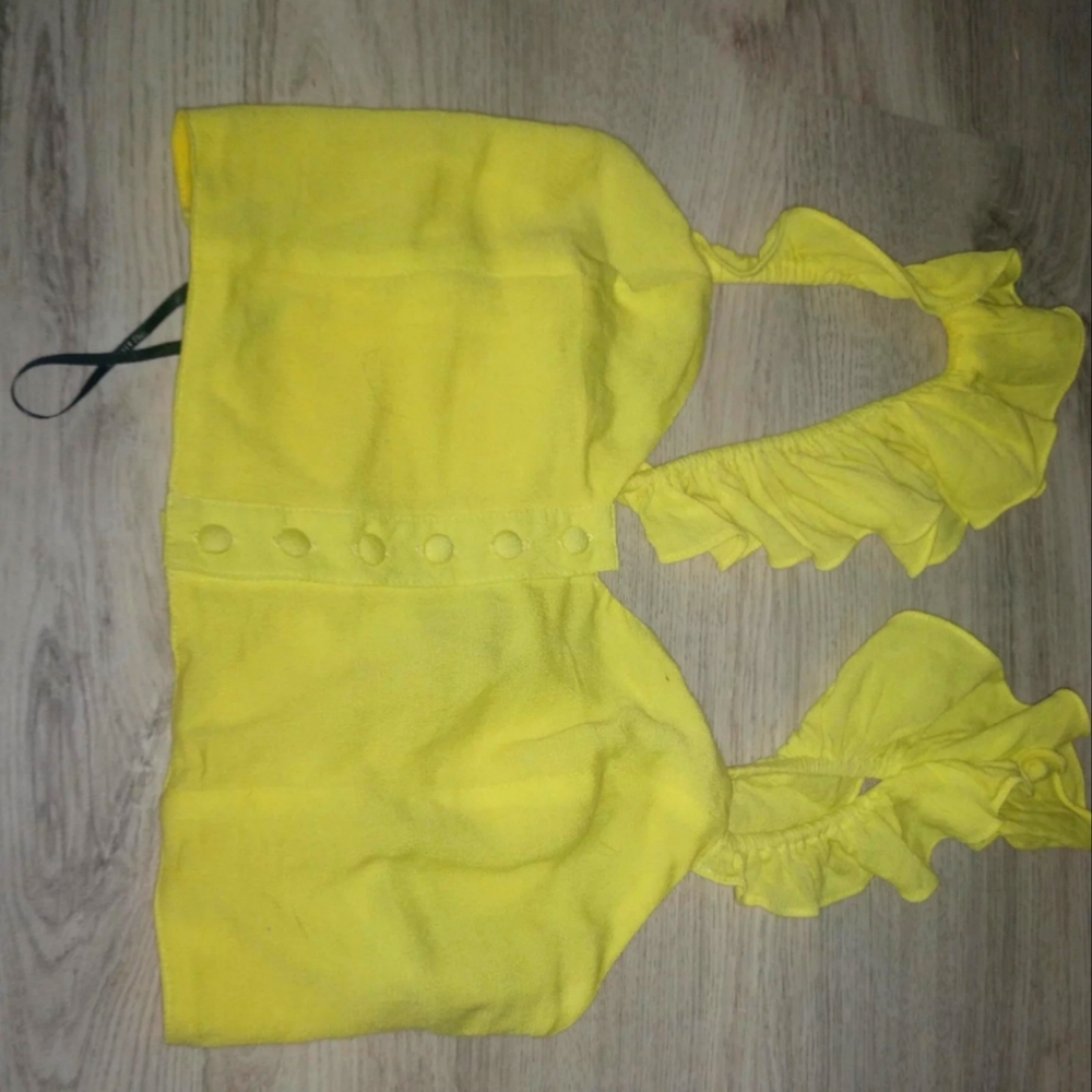 Forever twentyone yellow crop top